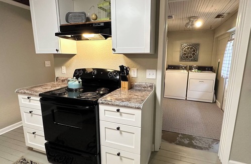 Stephenville House | The Compass, Entire House with World Travelers Theme near TSU