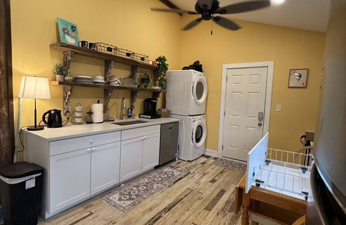 Jackson Apartment | The Cottage by Raven`s Keep
