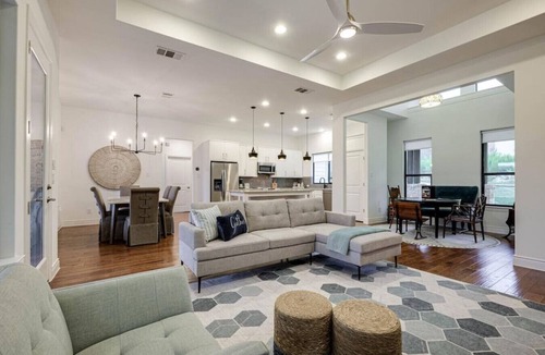 Lakehurst House | The Cross Wind House