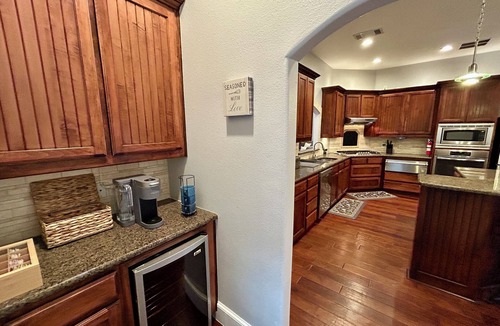 Lewisville House | The Eagle Nest - a luxury estate near Highland Village with room for 20 guests