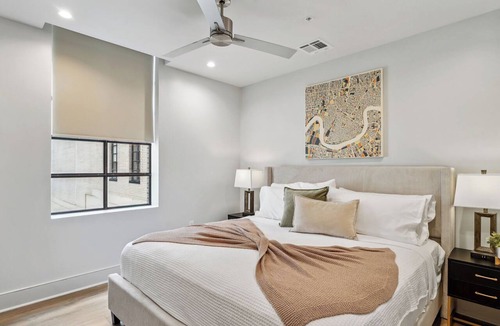 Central Business District Hotel | The Eleanor 7BD/7B, All Kings, Connecting Door