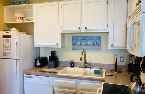 Corpus Christi Condo | "The Erin" ~ a nautical condo with beach & pond view