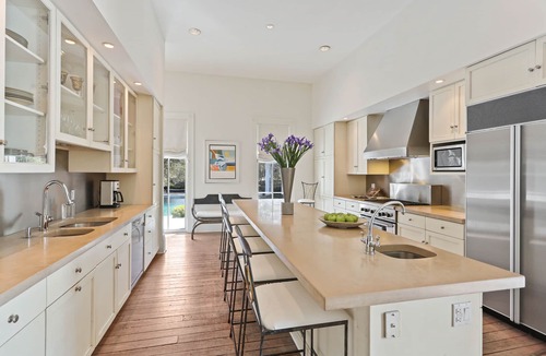 Covington House | The Estate At Charropin Beach