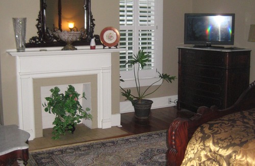 Franklin Bed & Breakfast | The Fairfax House B & B