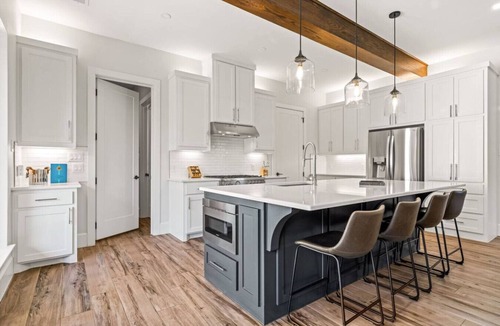 Frisco House | The Fairway on Maple