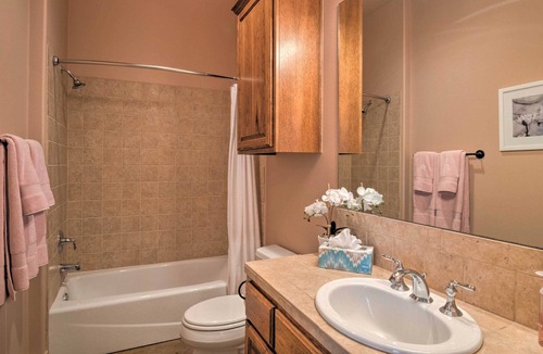 Lakeway House | The Hills Home By Golf & 4 Mi to Lake Travis!