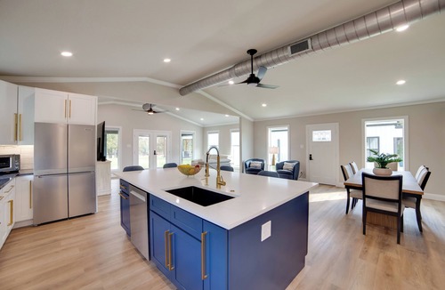Emory House | The HQ’ Lake Fork Home w/Shared Dock!