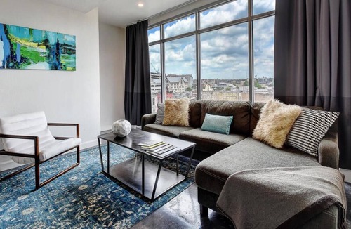 Downtown Austin Apartment | The Littlefields by Lodgewell, Stylish Loft, Downtown Views