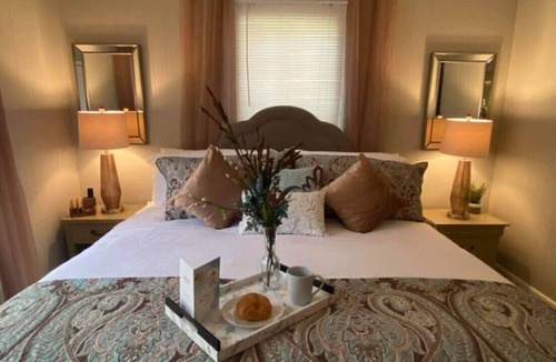 New Iberia House | The Lost Ruby, a gem of a bungalow in New Iberia, Louisiana