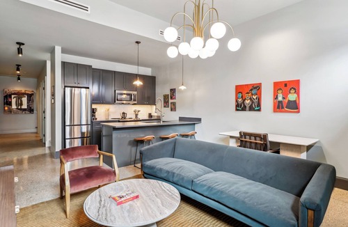 Central Business District Apartment | The Mary Beth Hotel & Gallery