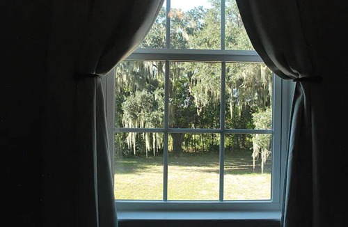 Jean Lafitte House | The Oak House in Historic Jean Lafitte