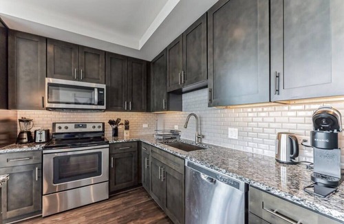 Houston Apartment | The Preston Beauty I Premium 2BR in Dallas