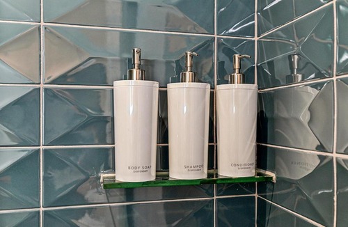 Faubourg Lafayette Apartment | The Revelry