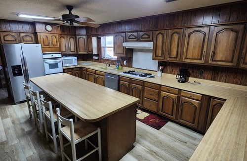 Birdeye House | The Rose Community Critter Co. Clubhouse! 4 bedrooms w/12 beds, and 2 full baths