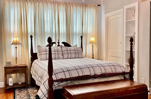 Beauregard Town Historic District House | The Royal at Beauregard