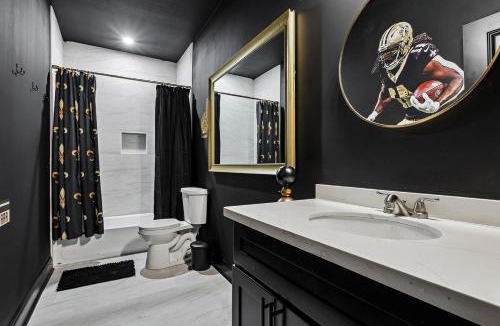 Florida Area Apartment | The Saints House, Luxury 5BR Near FQ