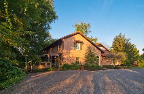Highlands - Perkins Bed & Breakfast | The Stockade Bed and Breakfast