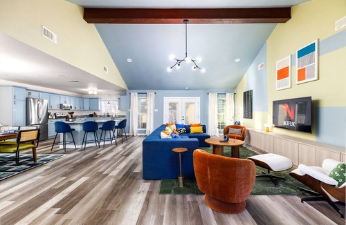 Hidden Creek House | The Sunburst: Sleeps 18! Basketball & Heated Pool