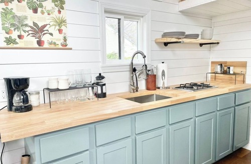 Blackshear-Prospect Hill House | The Tiny with Big Time Vibes and Walkability