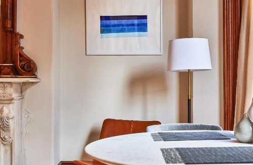 Shawmut Apartment | The Upton