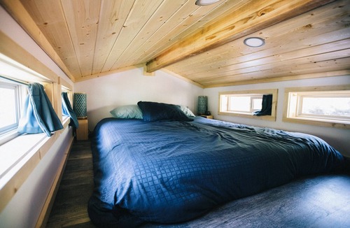 Idleyld Park House | Tiny Home in Umpqua National Forest