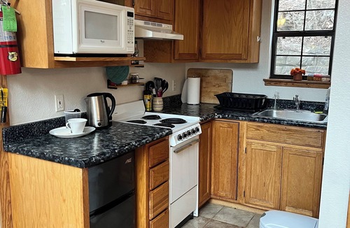 Combs Cabin | Tiny House/Apartment C in the Heart of the Ozark Wilderness