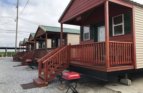 Delacroix Cabin | Tiny House & Boat docking "Delacroix Island, Louisiana"