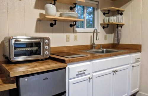 Franklin House | Tiny Rock House