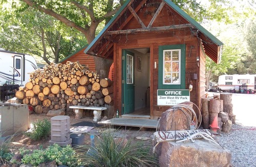 Leeds Apartment | Tiny Sleeper Cabin 2 at Zion West RV Park