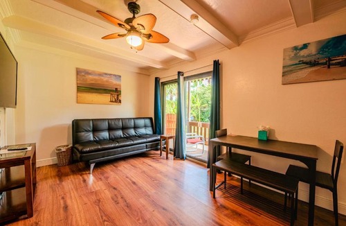 South Padre Island Apartment | Toucans Retreat Tranquil 1BR Condo with Patio 102