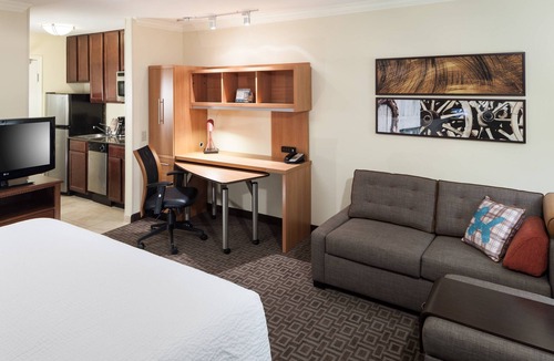 Shearer Hills - Ridgeview Hotel | TownePlace Suites by Marriott San Antonio Airport