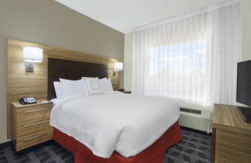 Harvey Hotel | TownePlace Suites New Orleans Harvey/West Bank