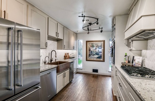 Rockwall House | Tranquil Lakeview Haven: Two Homes, Relaxation, and Outdoor Delights
