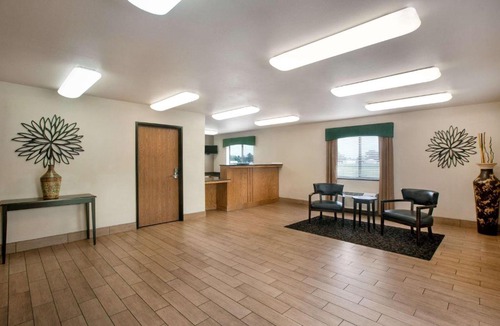 Blanks Hotel | Travelodge by Wyndham Livonia