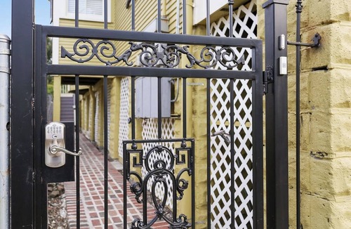 Treme Apartment | Treme 1BR Apt B- near Hospital & CBD