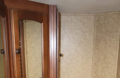 Lindale House | Triple W Rentals North Trail RV