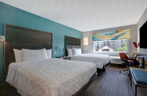 Grand Prairie Hotel | Tru by Hilton Grand Prairie