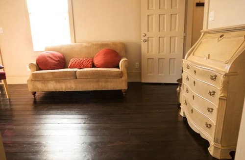 Central City House | Two bedroom Comfort Near Everything!
