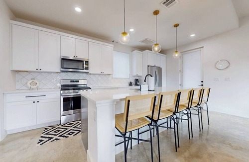 Foster Heights House | Two-story family-friendly house with private patio, WIFI, close to downtown
