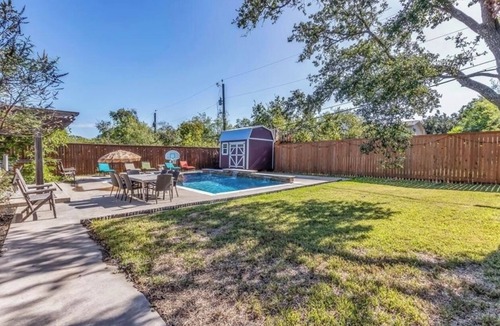 Redmond Terrace House | Ultimate Game Day Setup-Pool/Hot Tub-Outdoor Entertainment Area-Sleeps 14