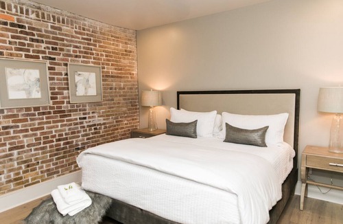 Central Business District Hotel | Unbeatable CBD Location: Walk Everywhere + Warm Elegant New Orleans Stay