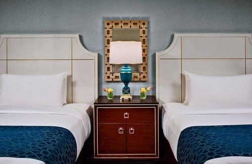 French Quarter Resort | Unforgettable Stay in French Quarter! Pets Allowed, Balcony, w/Outdoor Pool