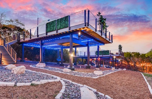 Lago Vista Resort | Unique & Plush Eco-Glamping Resort in TX Hill country!