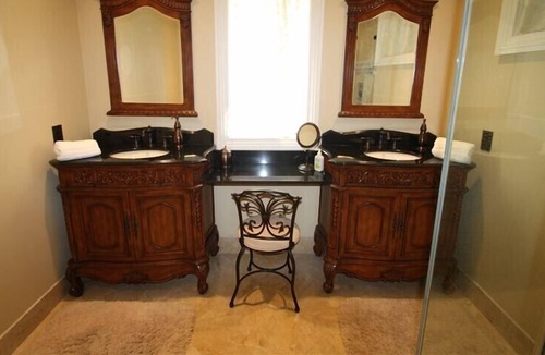 Carrollton Ski Chalet | Unique, Spacious, Streetcar Line, Artist's Quarters, Permit # 18STR-09431
