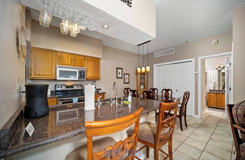 Highland Lake Estates Condo | UNIT 1225 1 Bed 1 Bath on Lake Travis with Lake View
