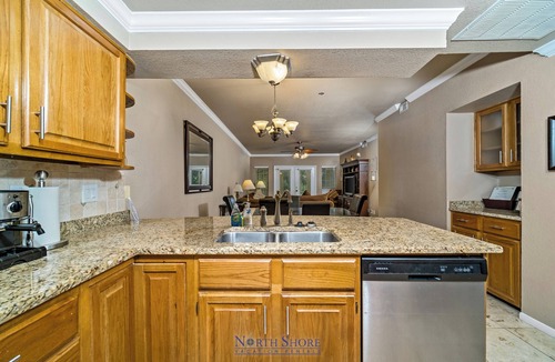 Highland Lake Estates Condo | UNIT 2111 - 2 BR/2 BA at Island on Lake Travis - All Resort Amenities