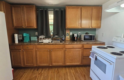 Whitney Cabin | Unlock your next adventure at this cozy cabin on Lake Whitney.