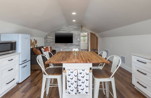 Fred House | Unplug and Recharge at our Hideaway in Texas