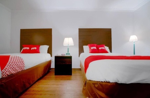 Kingsville Hotel | Unwind In A Unit With Pets Allowed Near Baffin Bay And King Ranch Museum