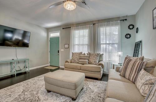 Fillmore House | Updated Family Home Near New Orleans City Park!